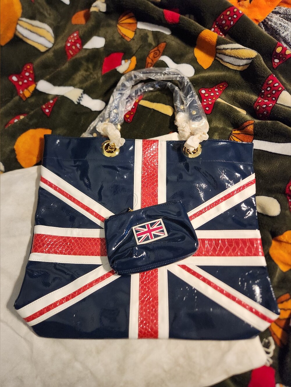 Twiggy London Union Jack Tote with Matching Pouch And Dust Cover